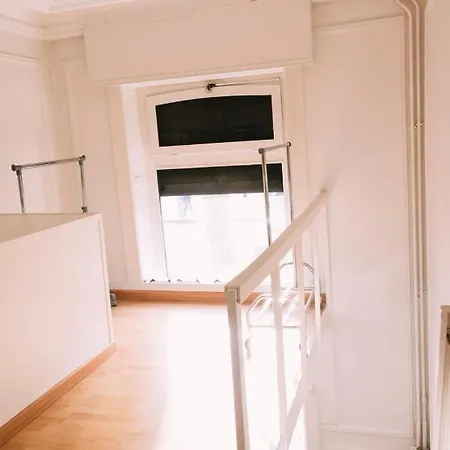 Apartamento Charming Studio Close To The Beaux-arts